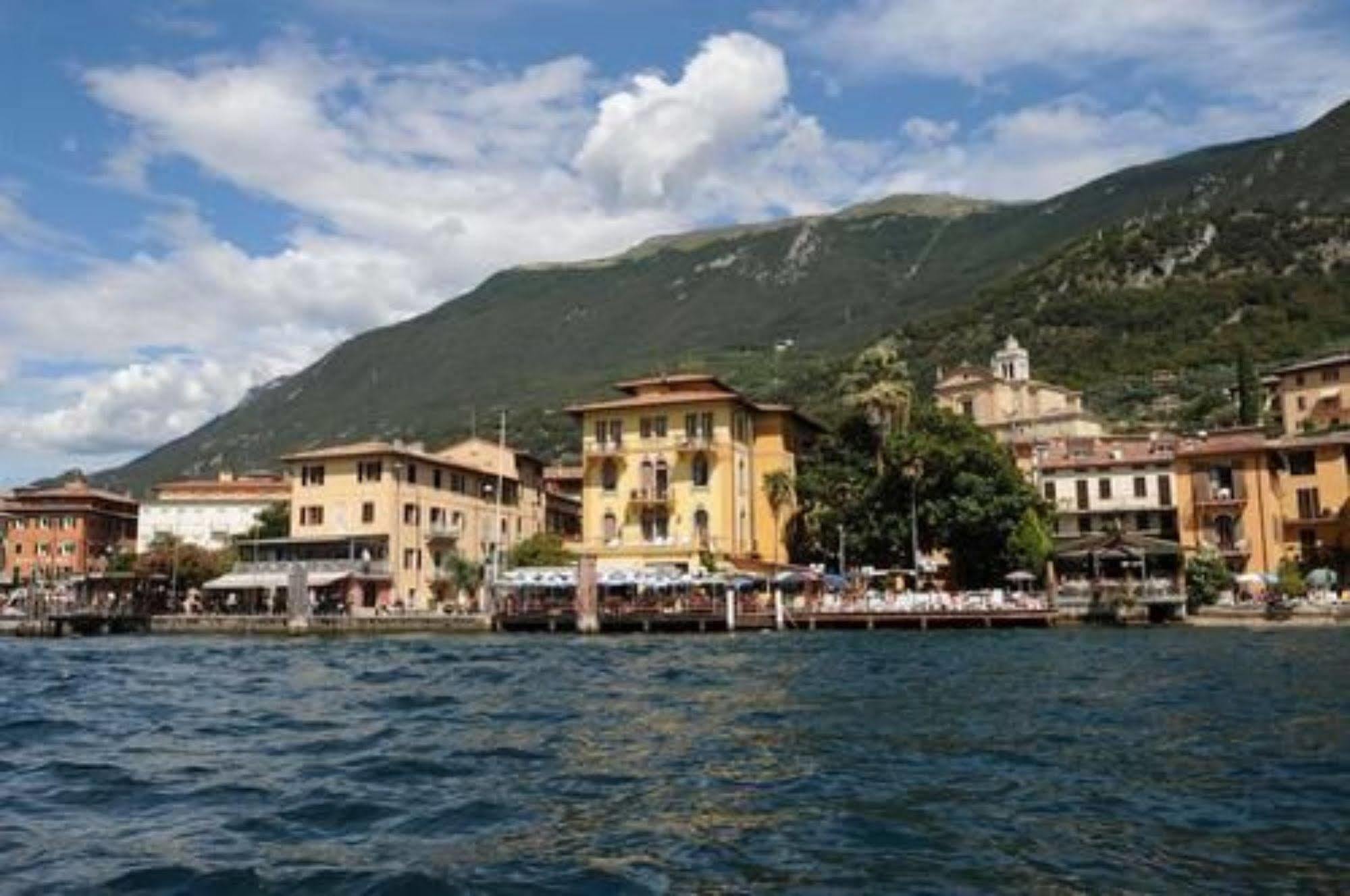 Hotel Malcesine Bagian luar foto
